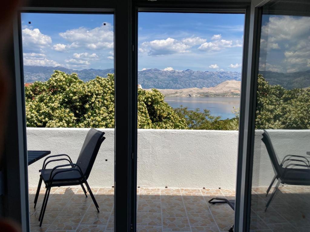 Apartmani Fijan Pag Town Extérieur photo